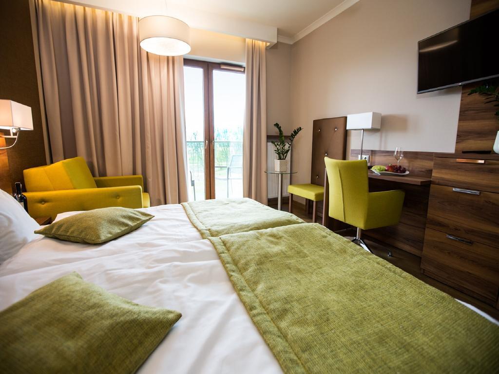 Mineral Hotel Malinowy Raj Solec-Zdrój Exteriér fotografie