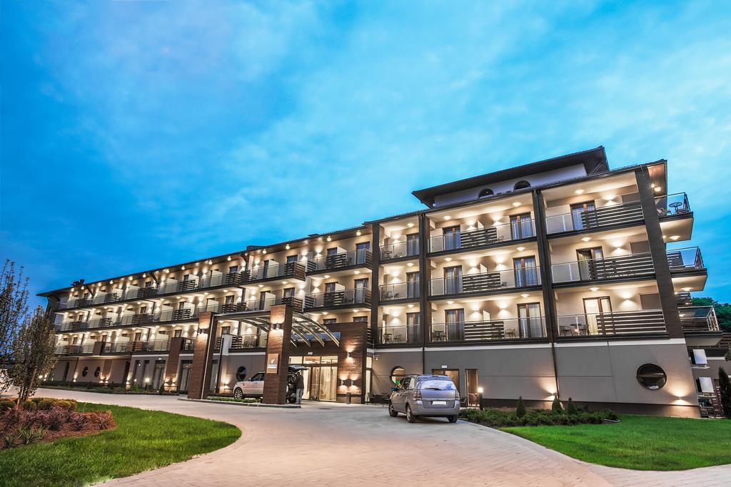 Mineral Hotel Malinowy Raj Solec-Zdrój Exteriér fotografie